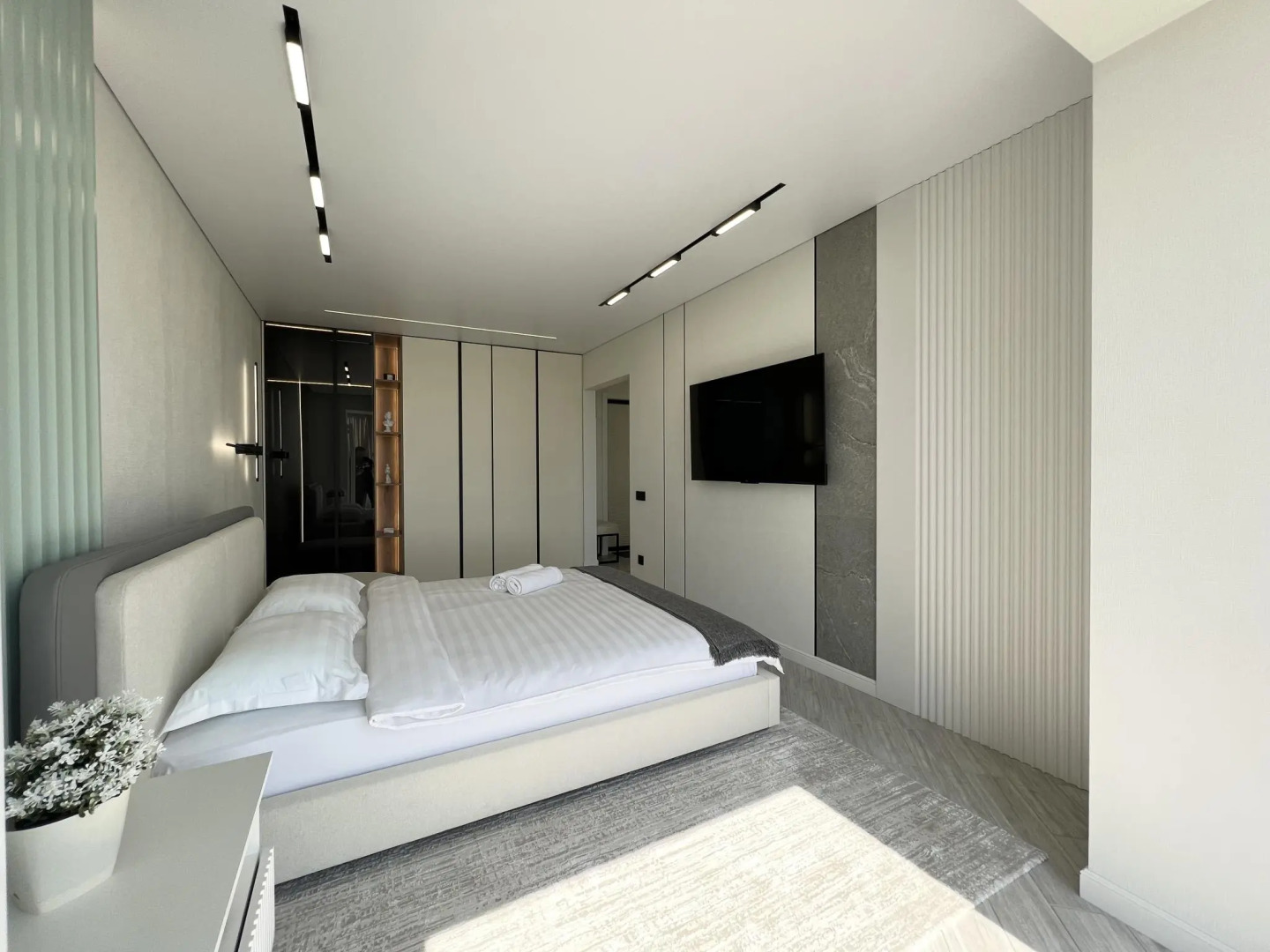 Live (Лайв) на улице Набережная