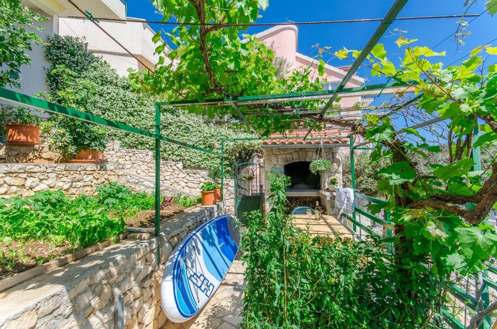 Apartment Bosiljka - by the sea: A2 Sevid, Riviera Trogir