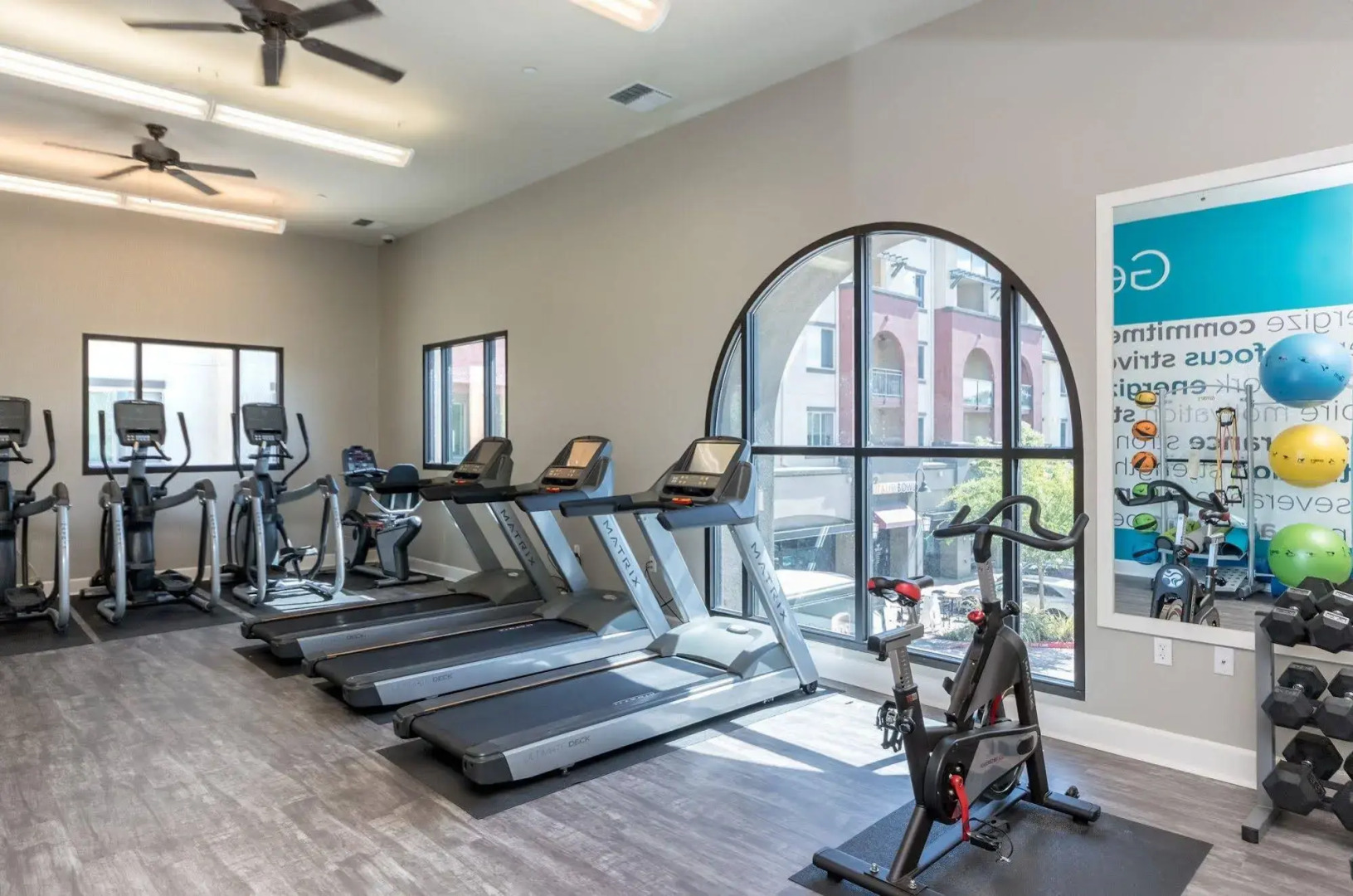 Global Luxury Suites in Sunnyvale