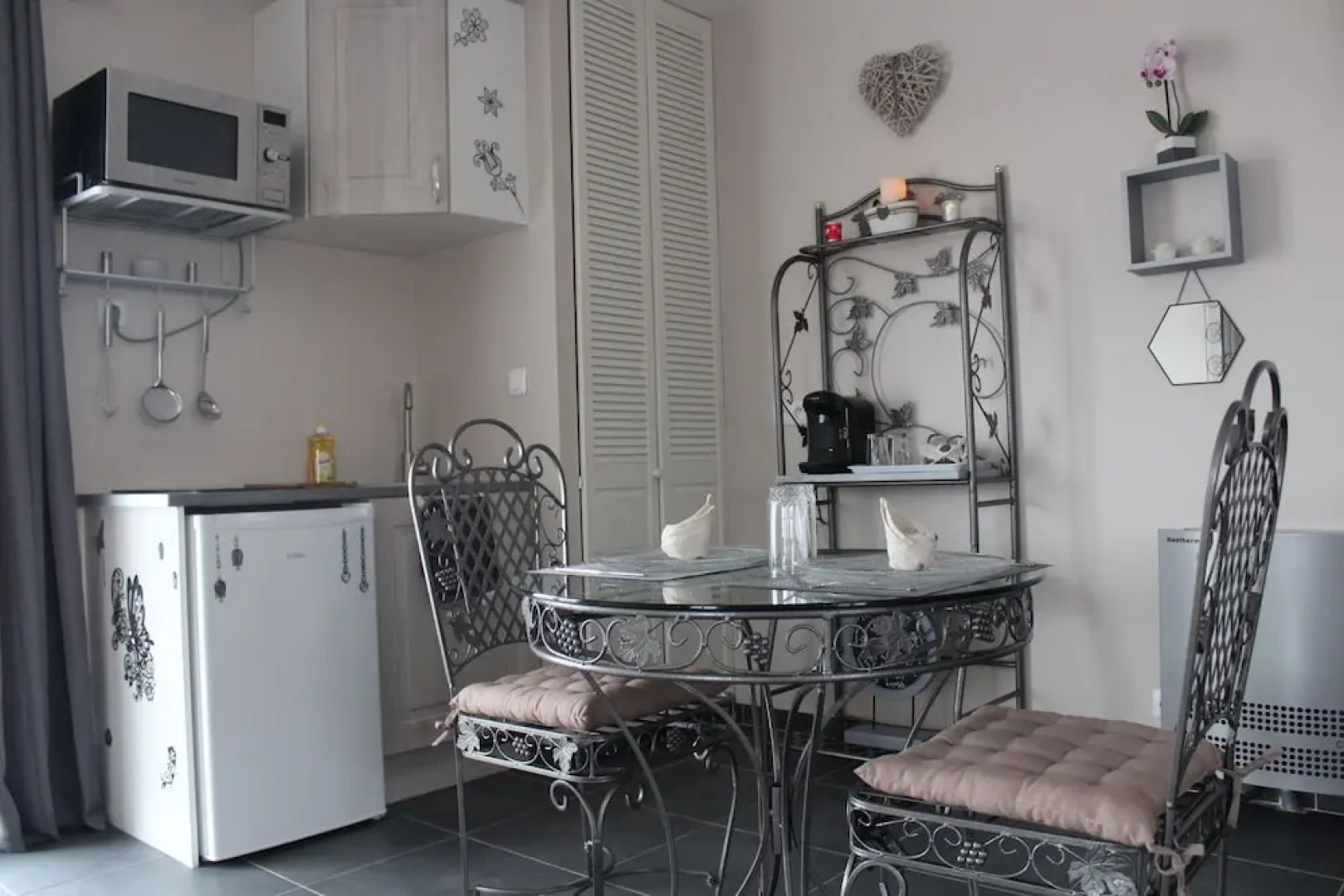 Au Plaisir Des Sens - Jacuzzi