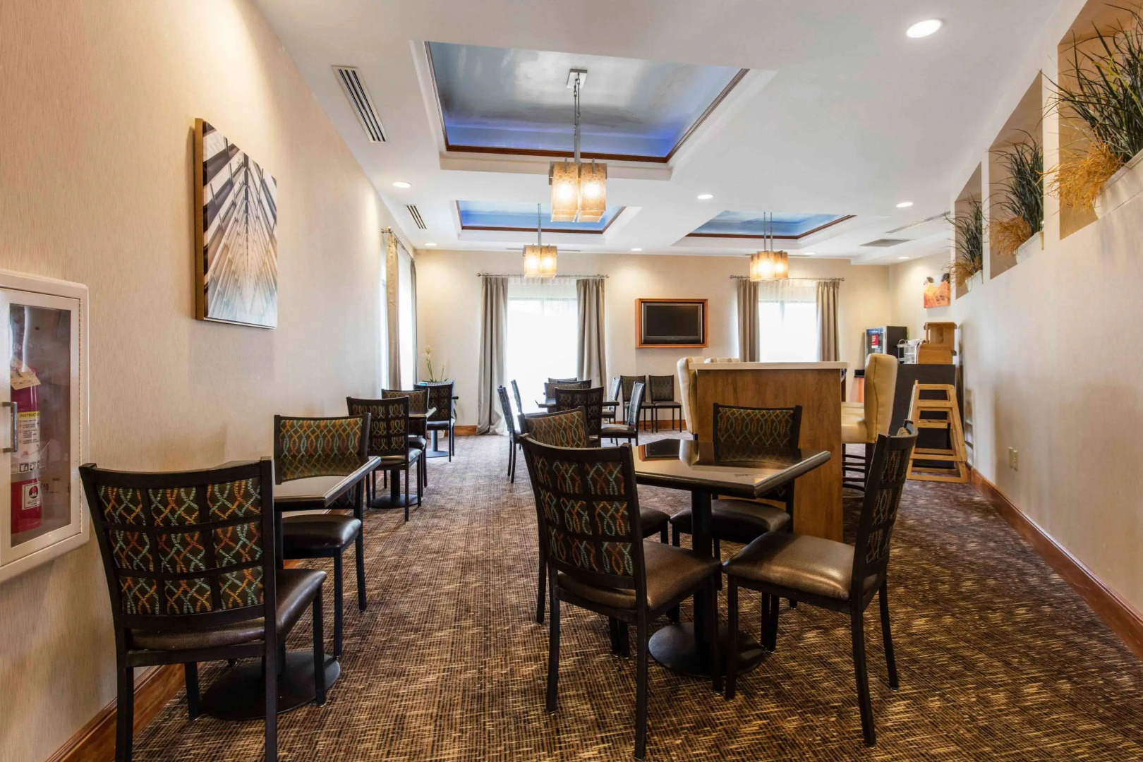 Comfort Suites Murfreesboro Shopping District