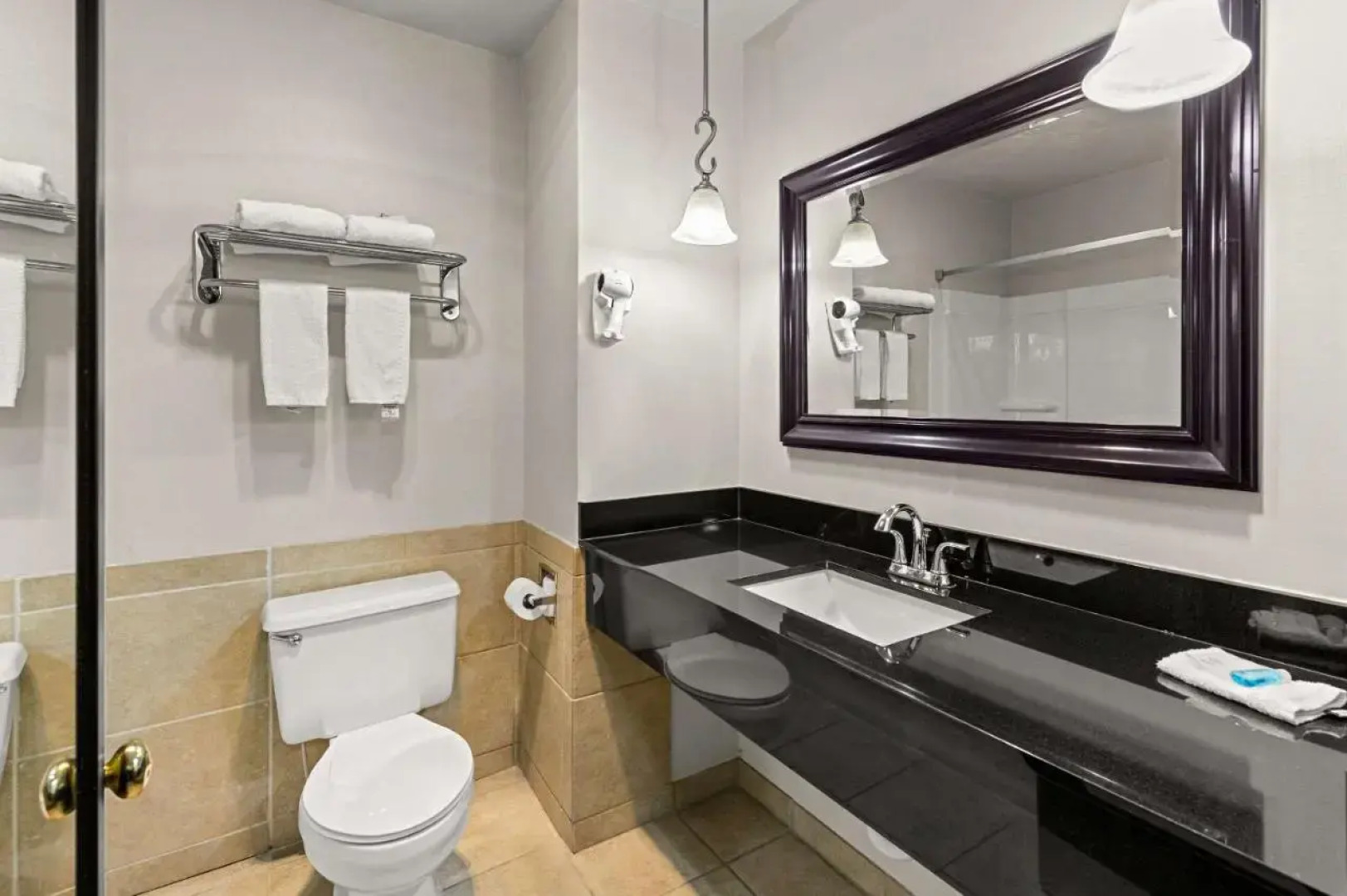 Comfort Inn Kansas City International Airport