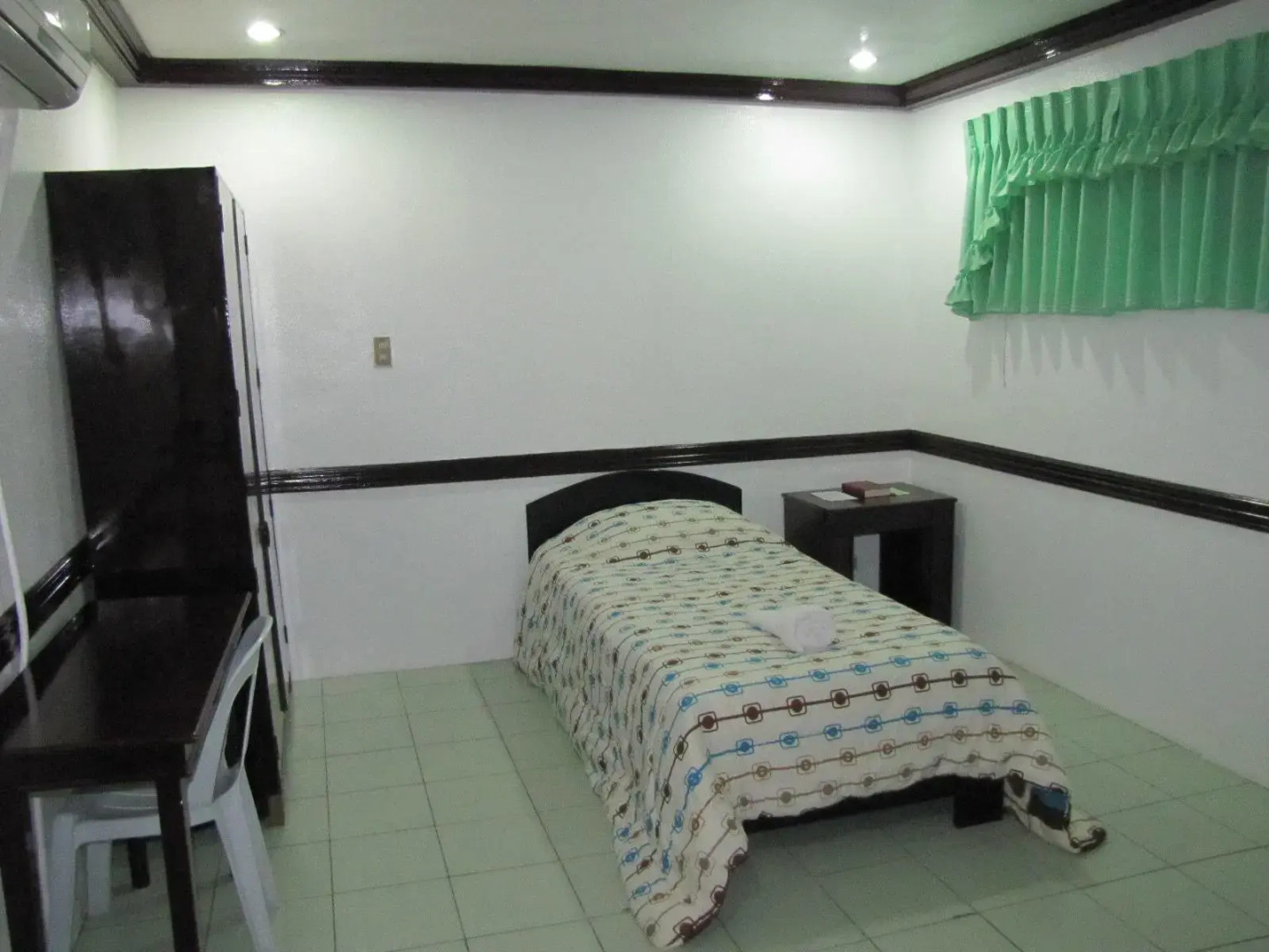 MVW Hotel & Restaurant