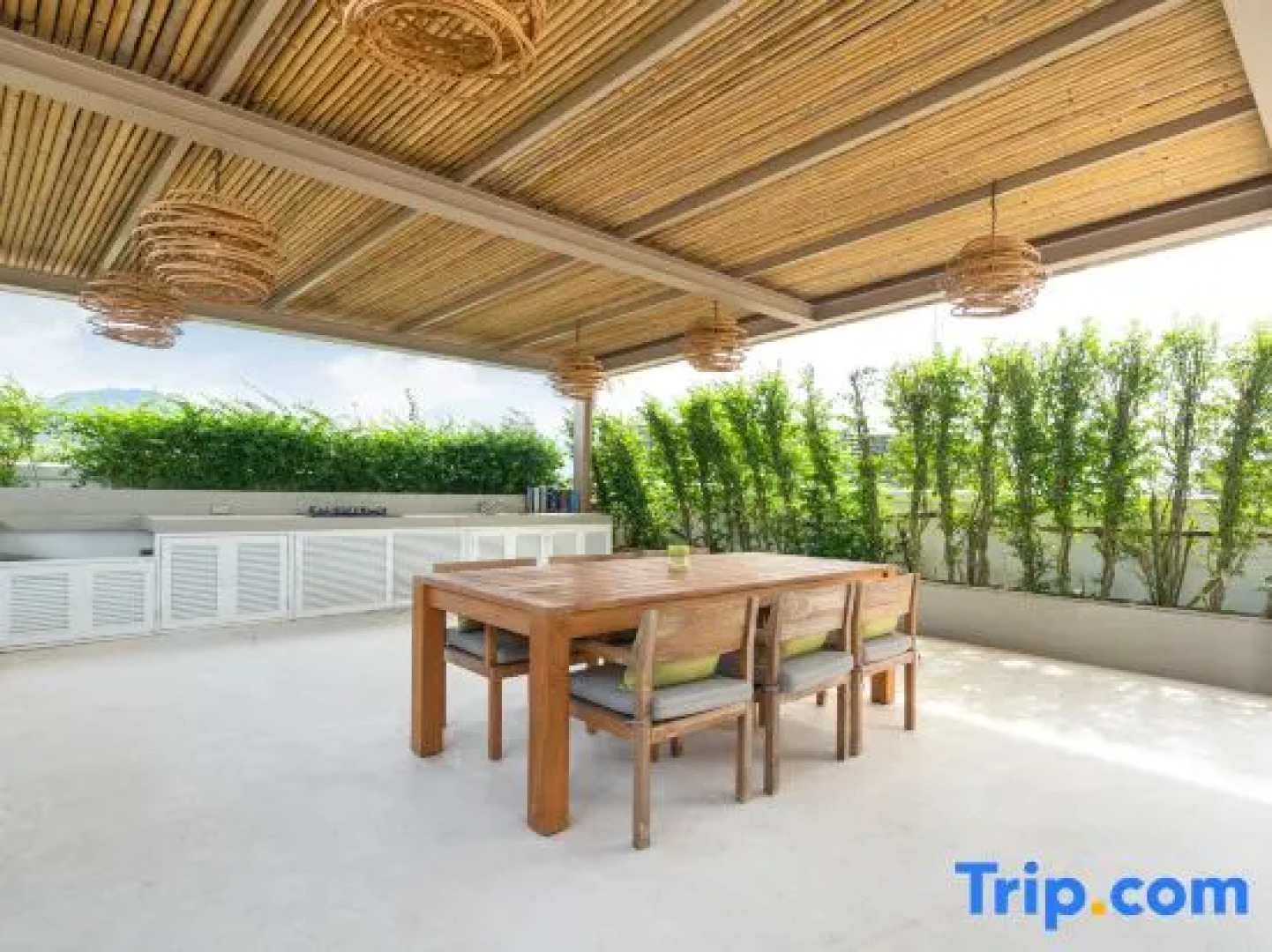 Phuket Seaview with Pool and Rooftop 4 Bedroom Skyvilla