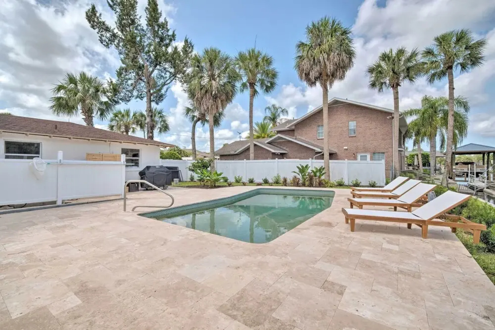 Waterfront Crystal River Home w/ Boat Dock!