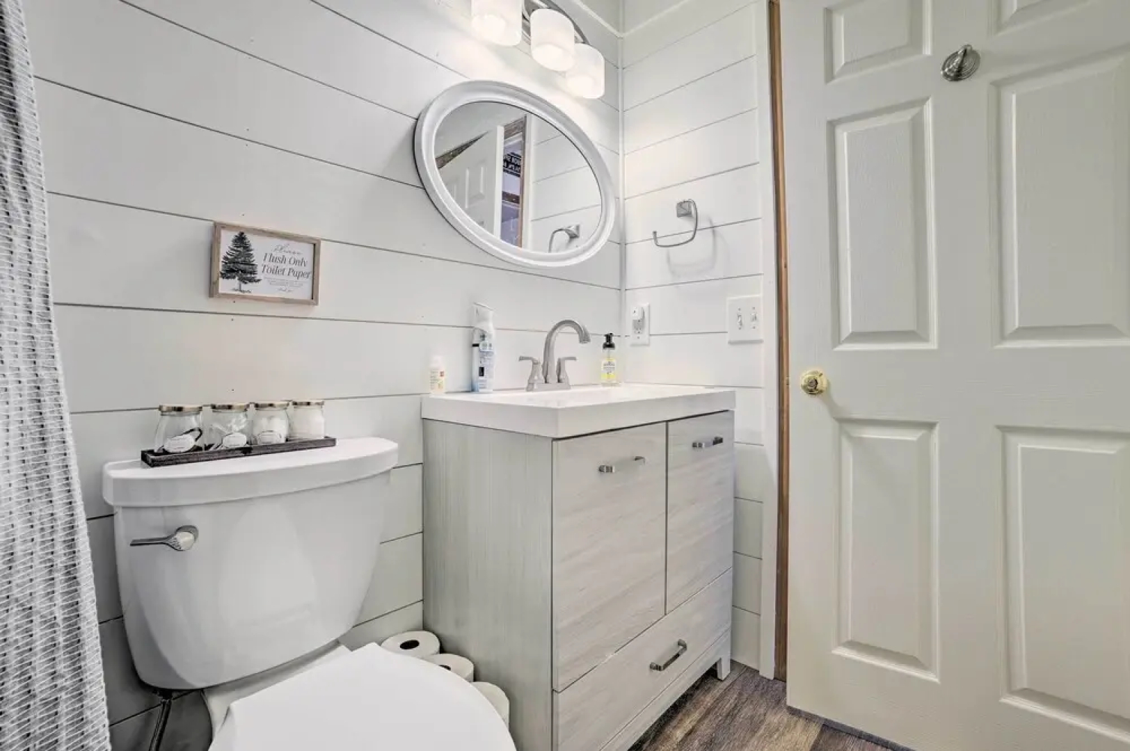 Harbor Springs Home: 1 Mi to Nubs Nob Ski Resort