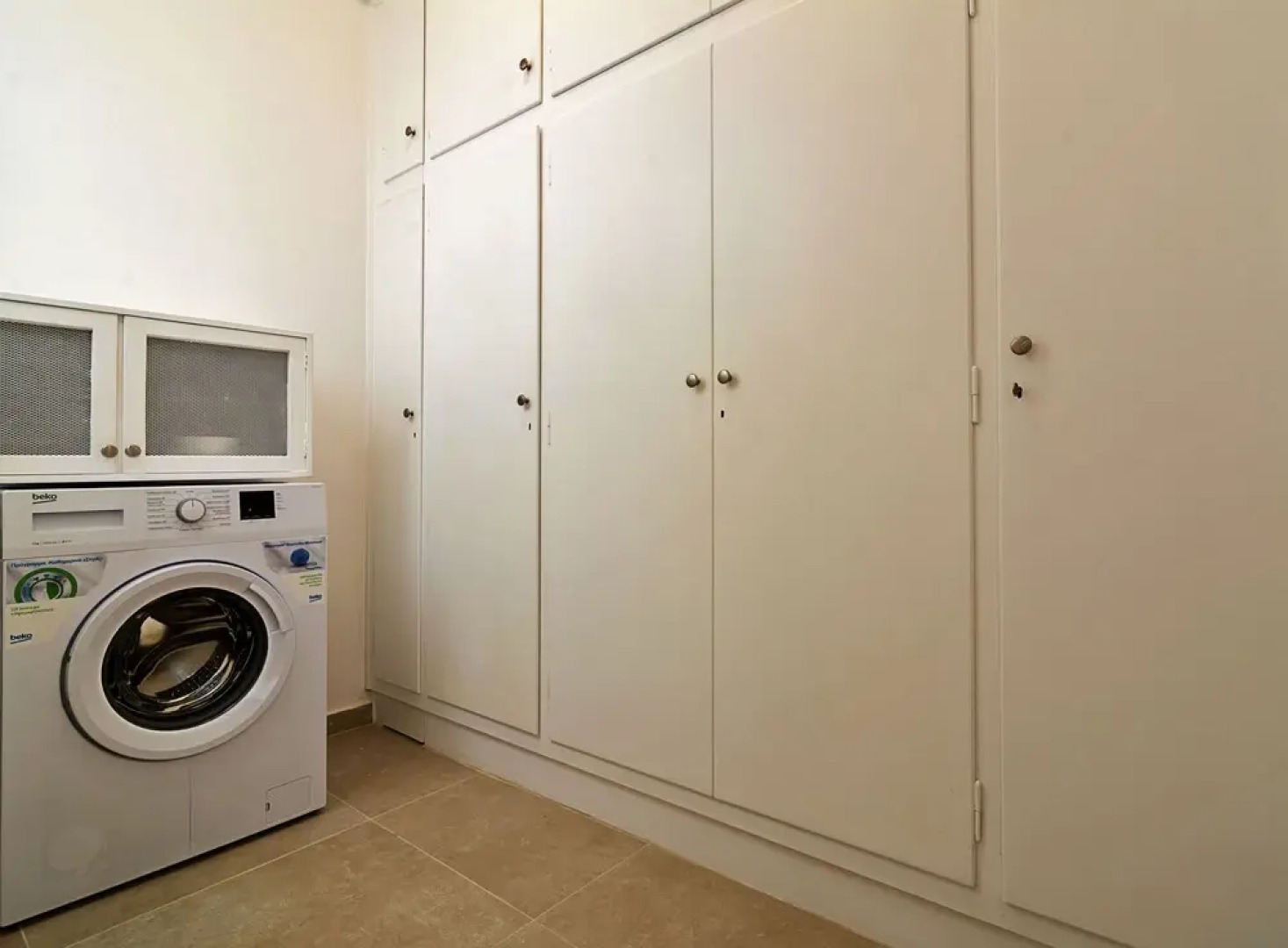 Earth Grey apartment