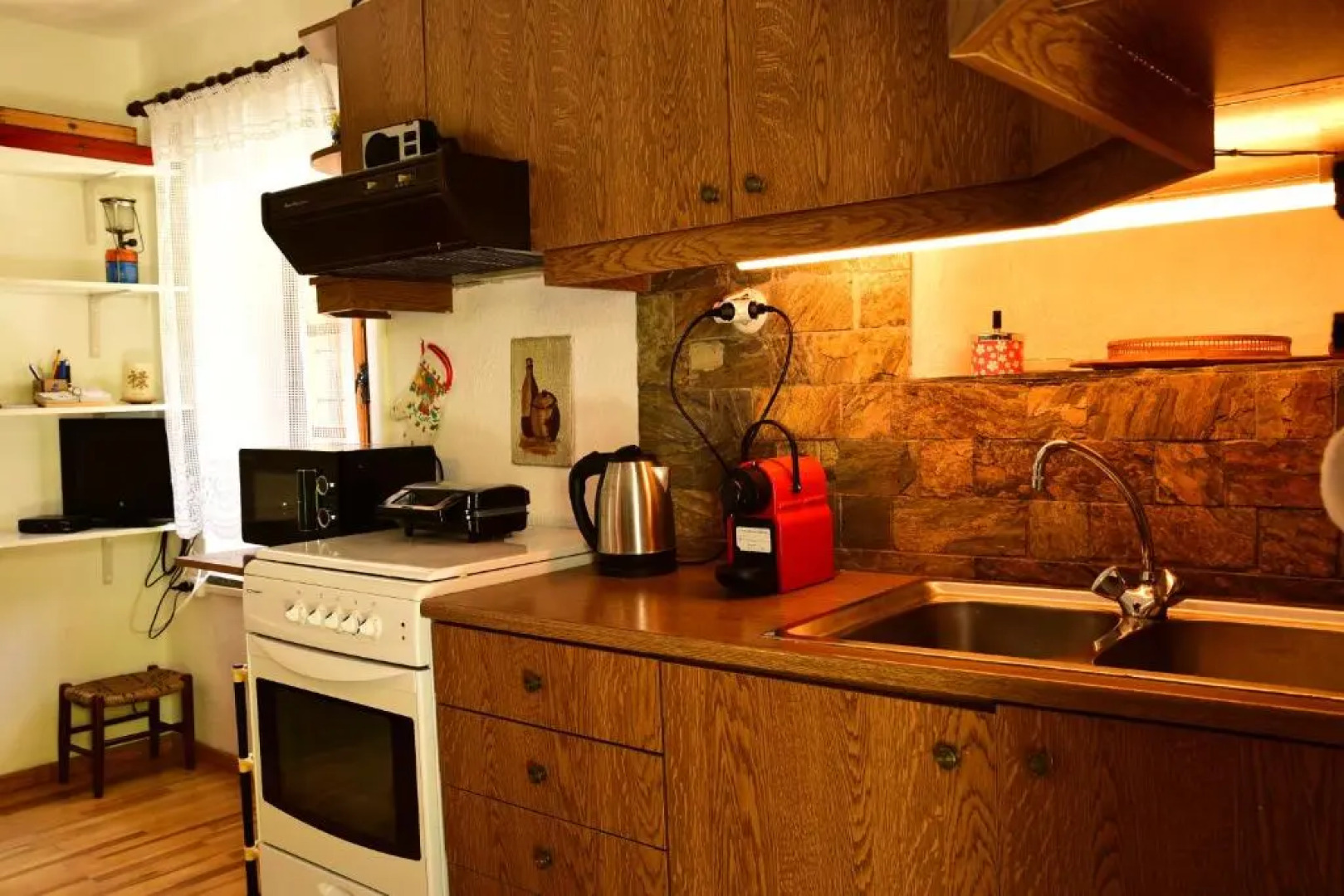 Mylopotamos Beach House