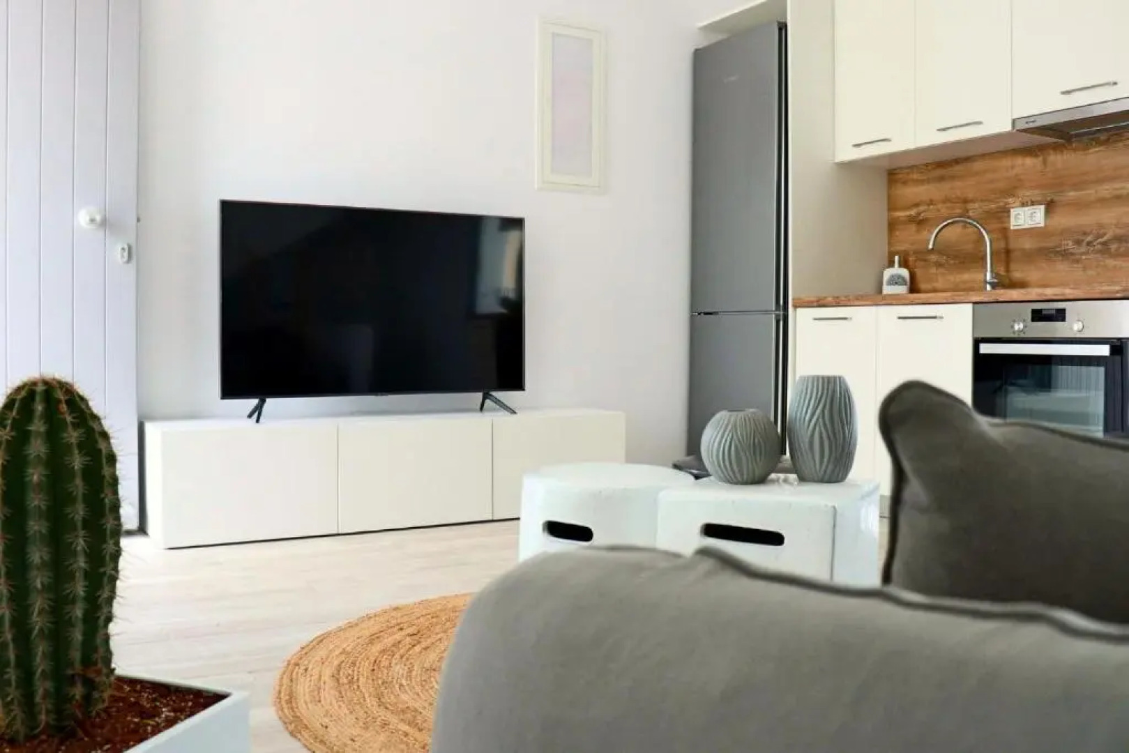 The Nine Graces - Agios Prokopios Beach Villas with Private Swimming Pools