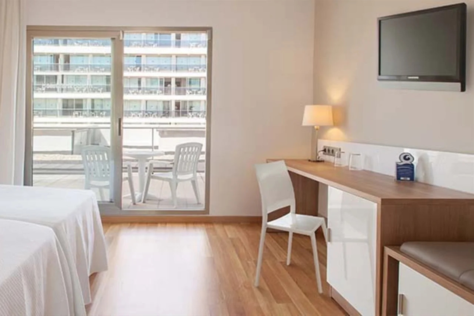 Курортный отель RH Bayren Hotel & Spa