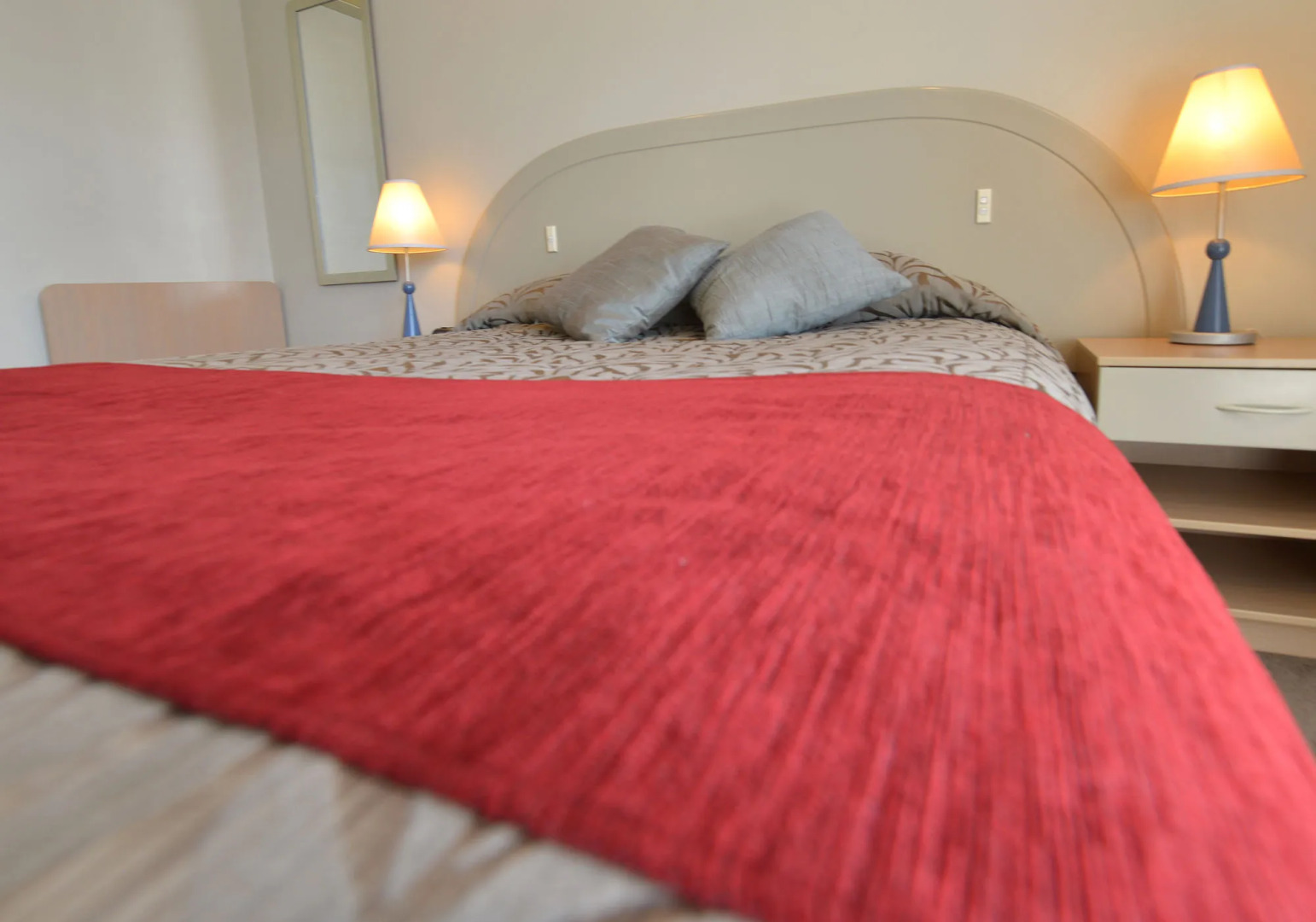 Brougham Heights Motel