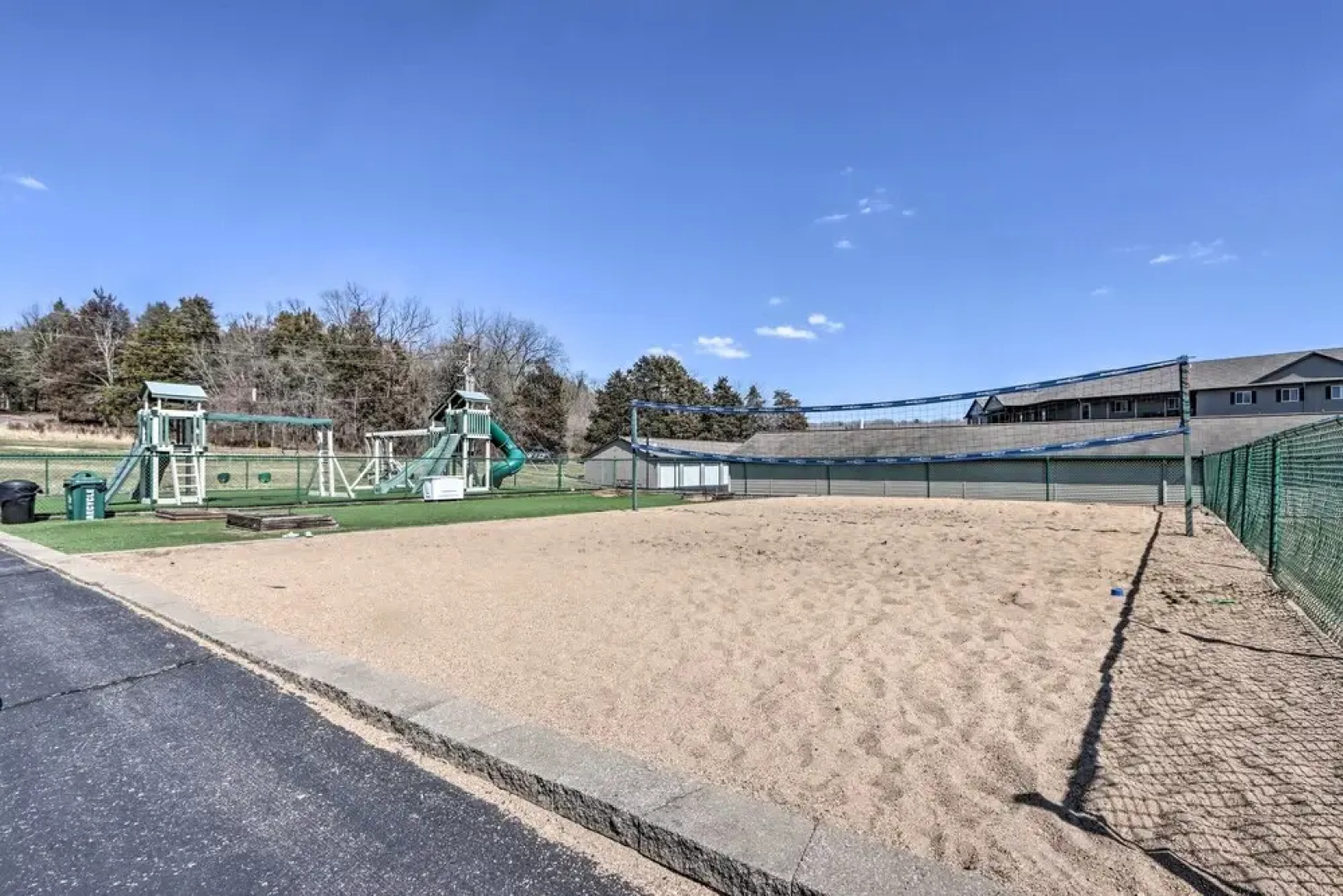 Boat Ramp, Dock & Slip: Step-free Camdenton Condo!