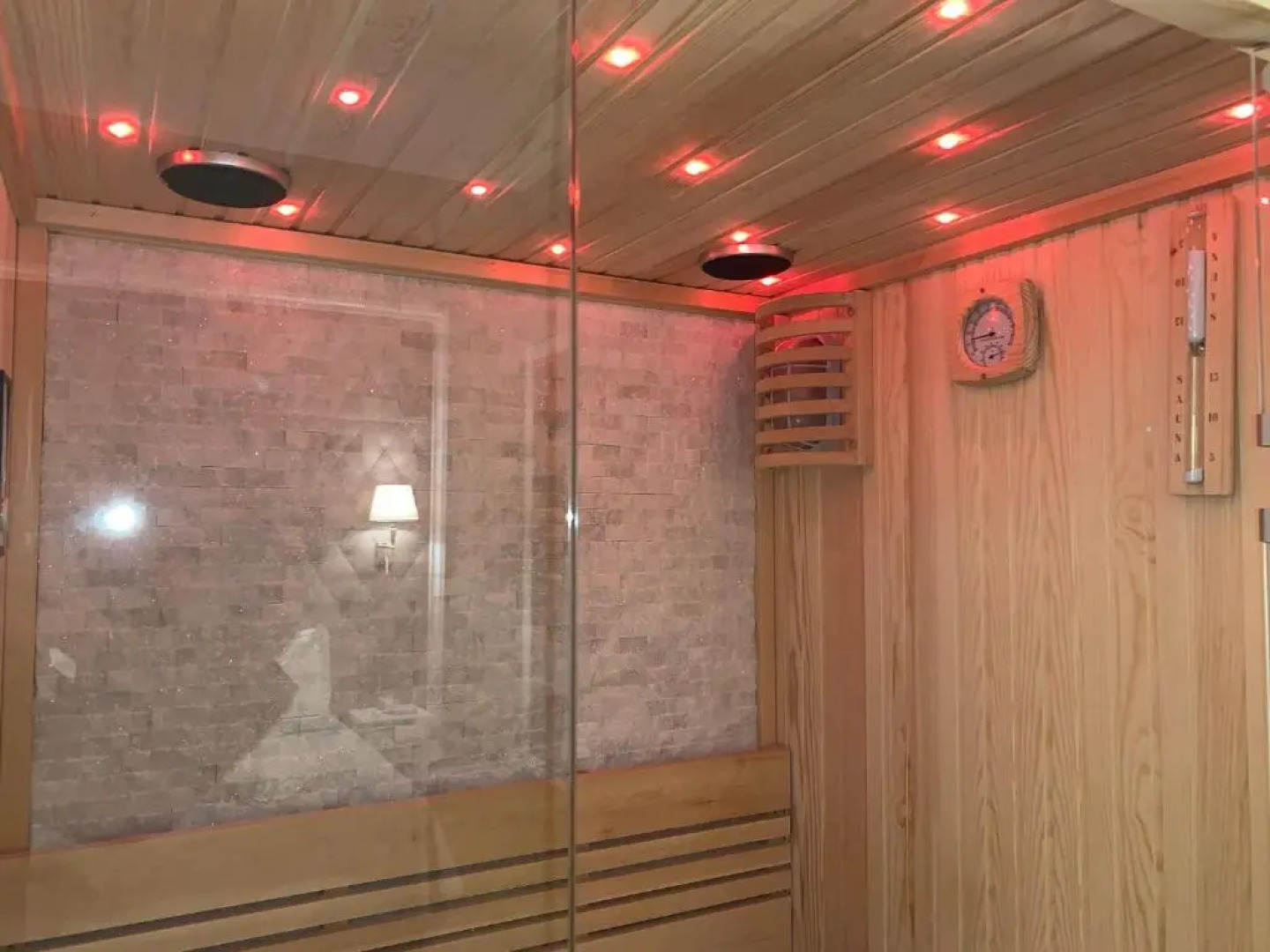 Spa & Wellness by Des Anglais " Ingresso SPA gratuito"