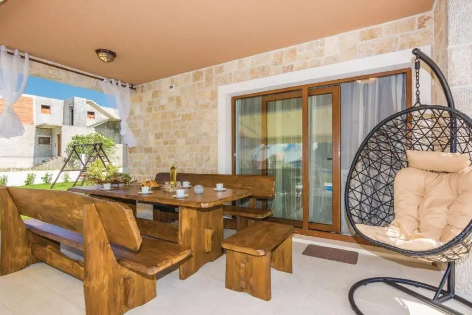 Lux stone house with pool, jacuzzi, sauna near beach