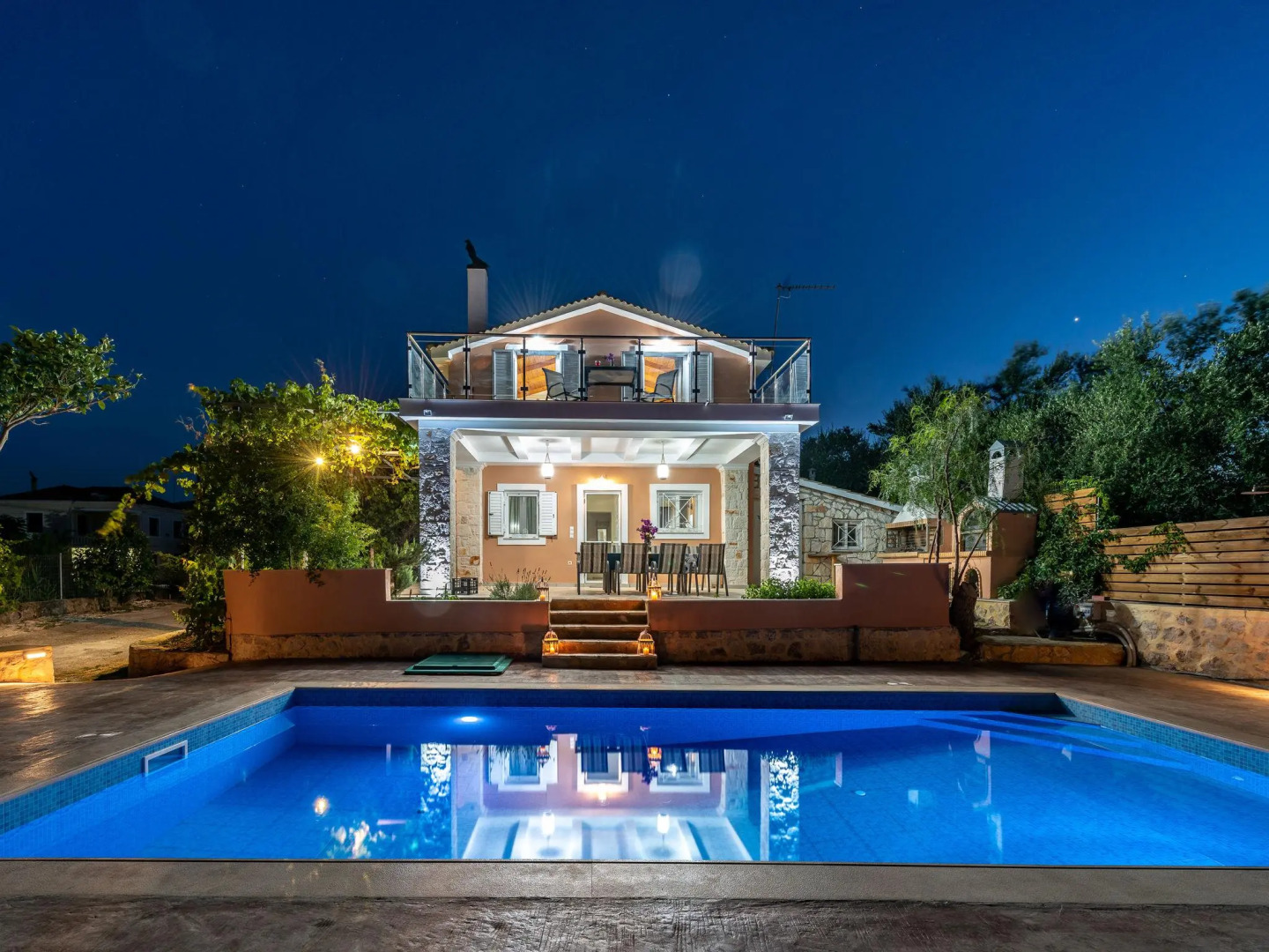 Villa in Zakynthos With Private Pool & Views