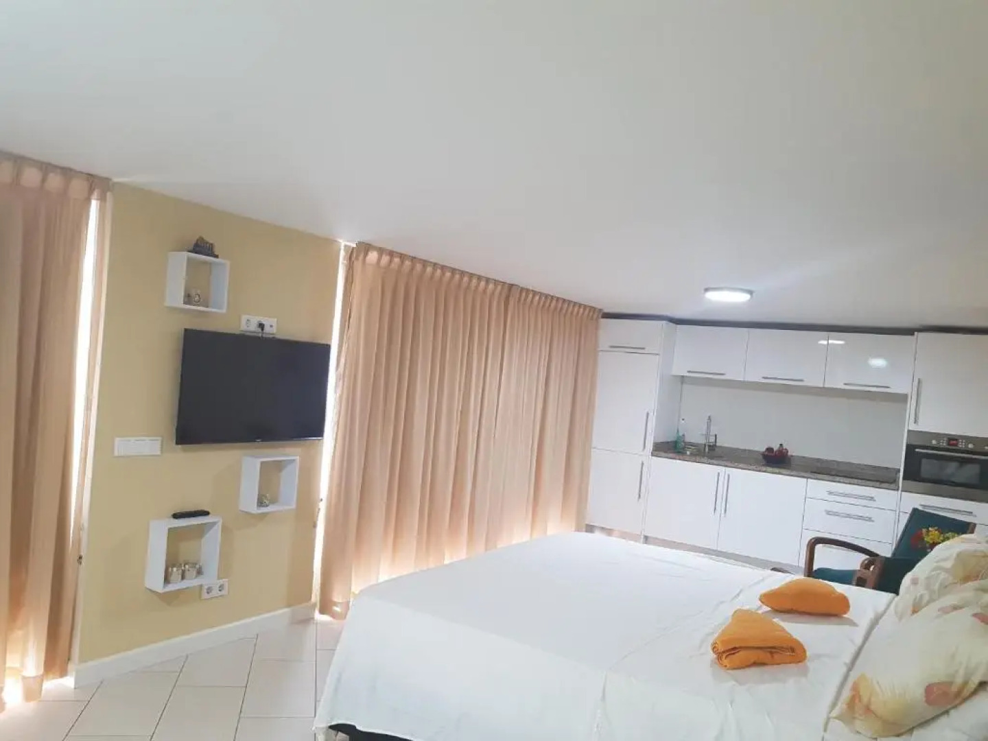 Spectacular Furnished Studio