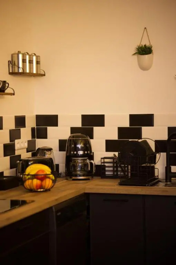 BEAU T3 STYLE INDUSTRIEL N20 ORLY PARIS WIFI Underground Industry