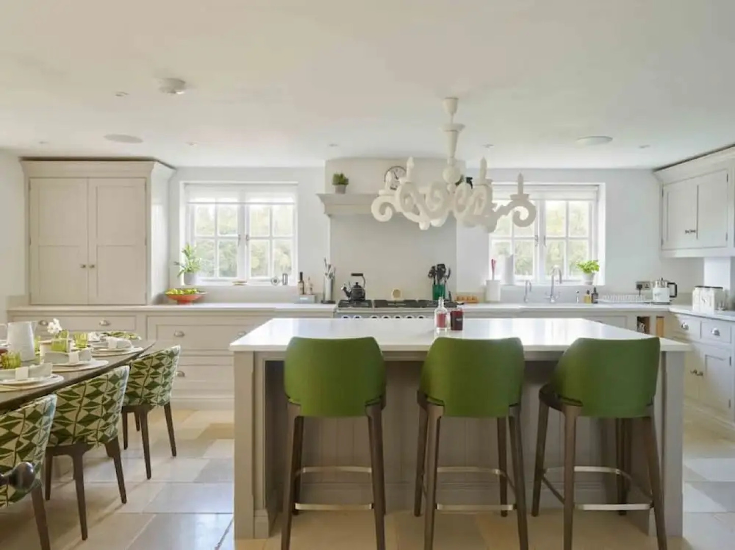 The Whistler s Perch - From 1100 Per Night