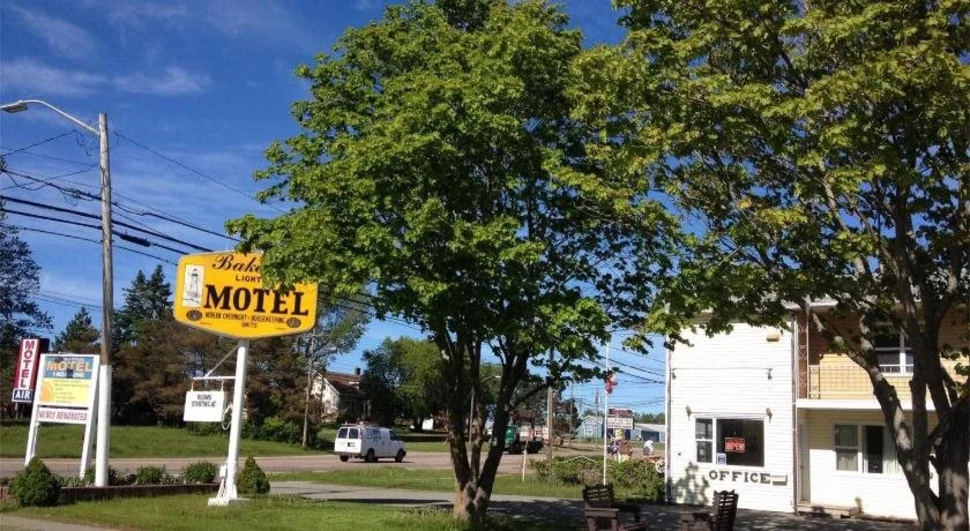 Baker's Lighthouse Motel