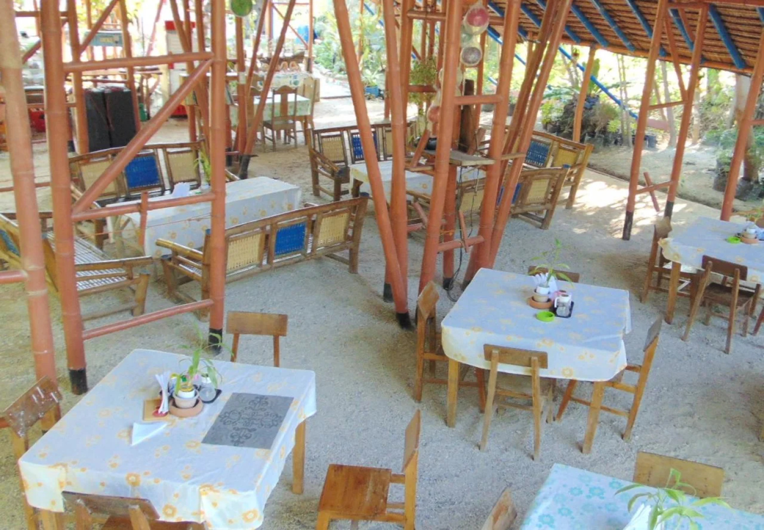 Rainbow Bay Beach and Dive Resort