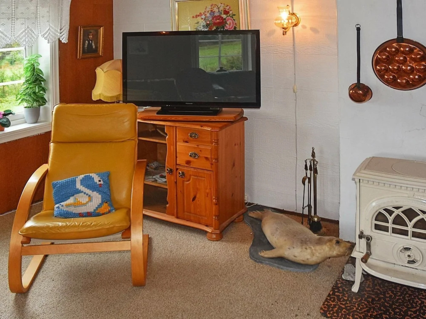 6 Person Holiday Home in Fevåg