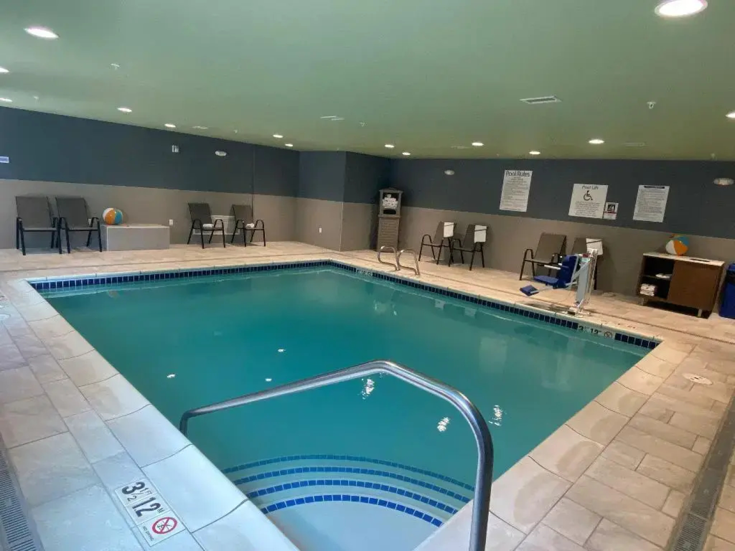 Holiday Inn Express & Suites Camas - Vancouver by IHG