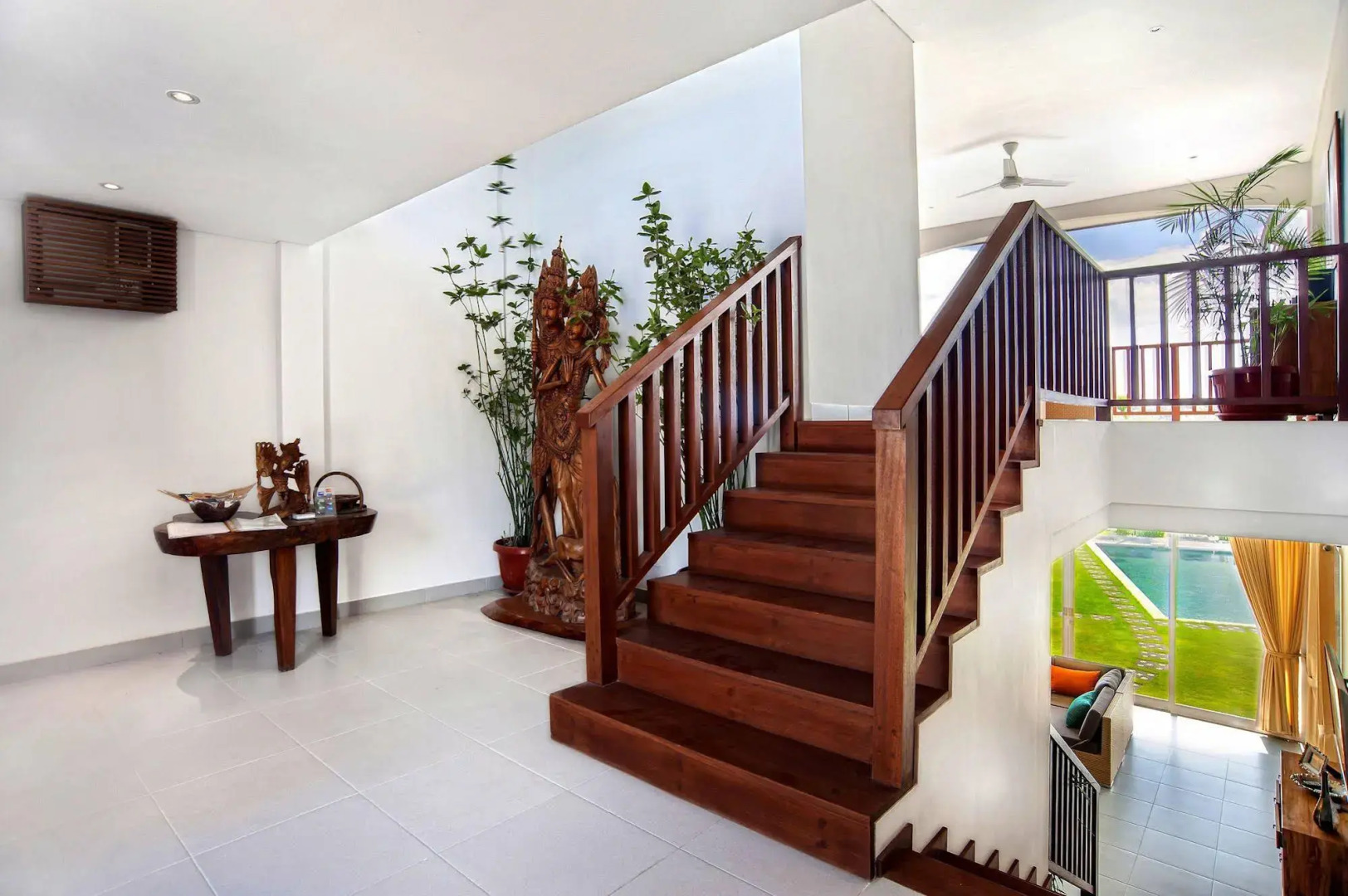 Villa Yenian by Villa Finder