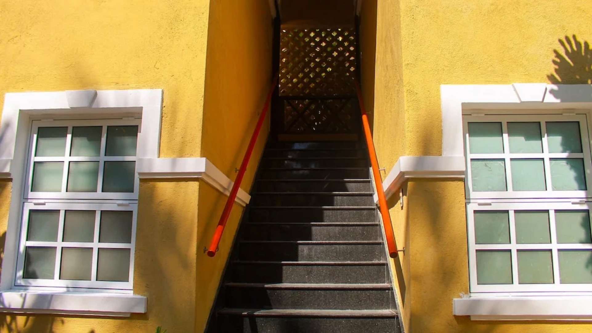 Esciros Luxury Villa