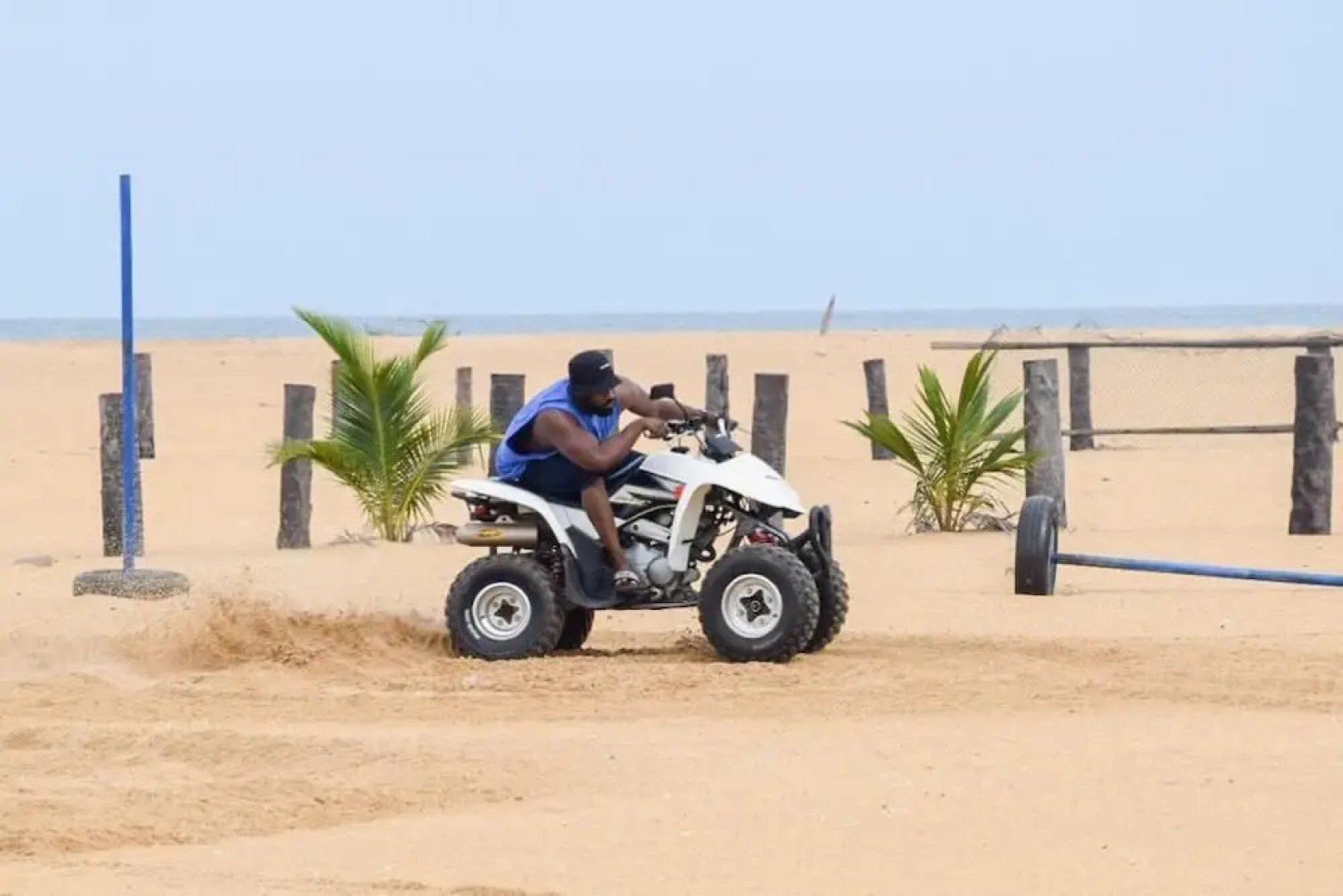 Aborigines beach resort