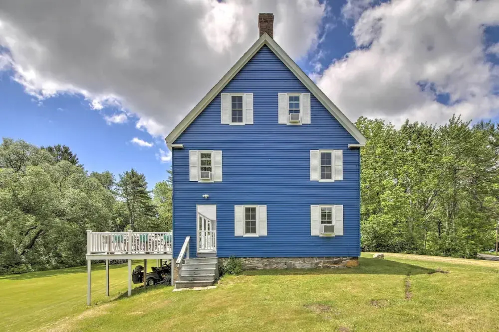 Riverfront Coastal Escape With Deep Water Dock!