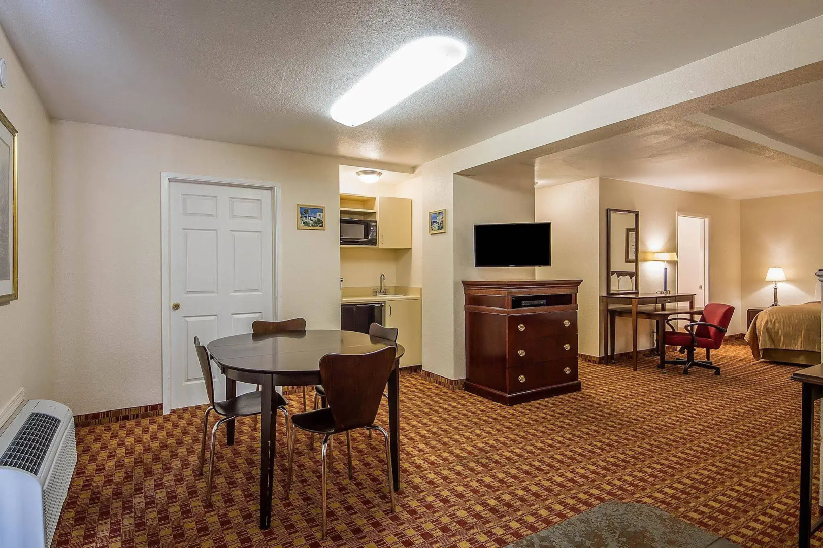 Quality Inn & Suites Capitola By the Sea