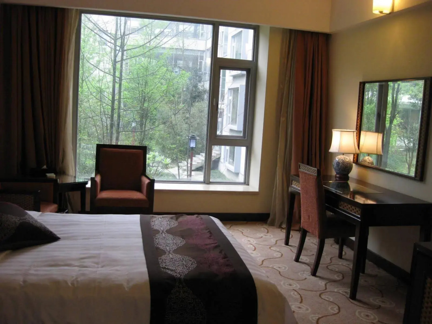 Huasheng Hotel (Chanlin Hot Spring Silver Villa)