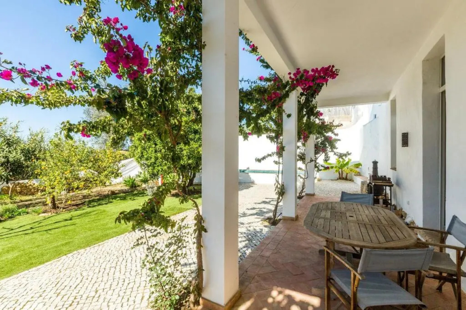 Pêra Vintage Villa With Pool by Homing