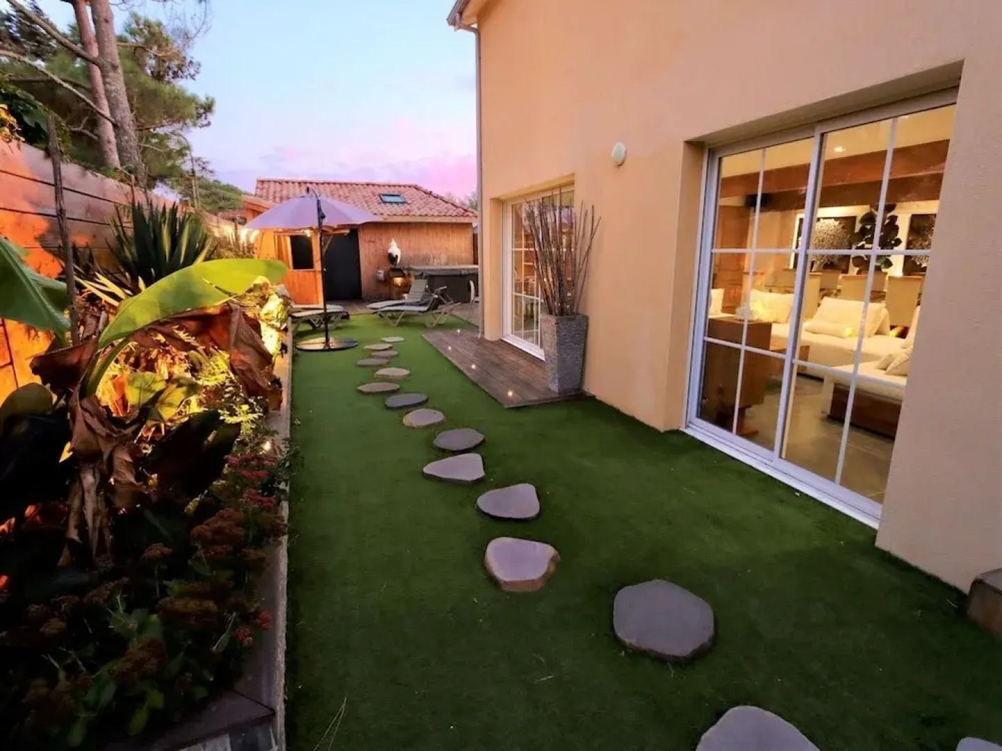 Villa in Lacanau-ocean Near Beach