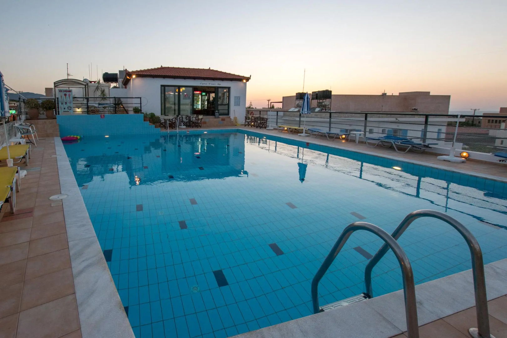 Zygos Apartments