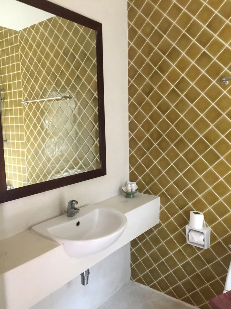 East Sea Paradise Hotel