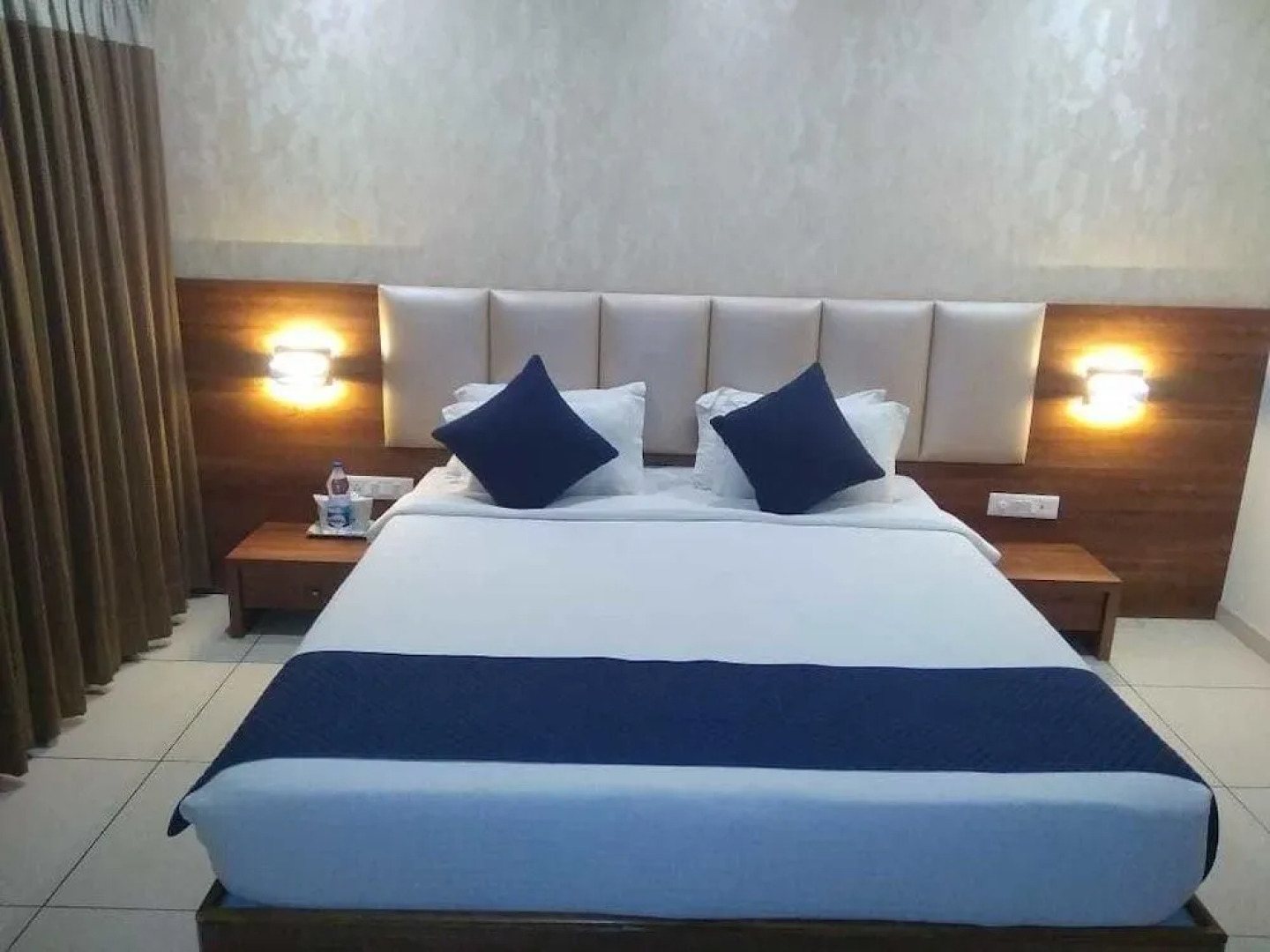 The Grand Vardhman Hotel