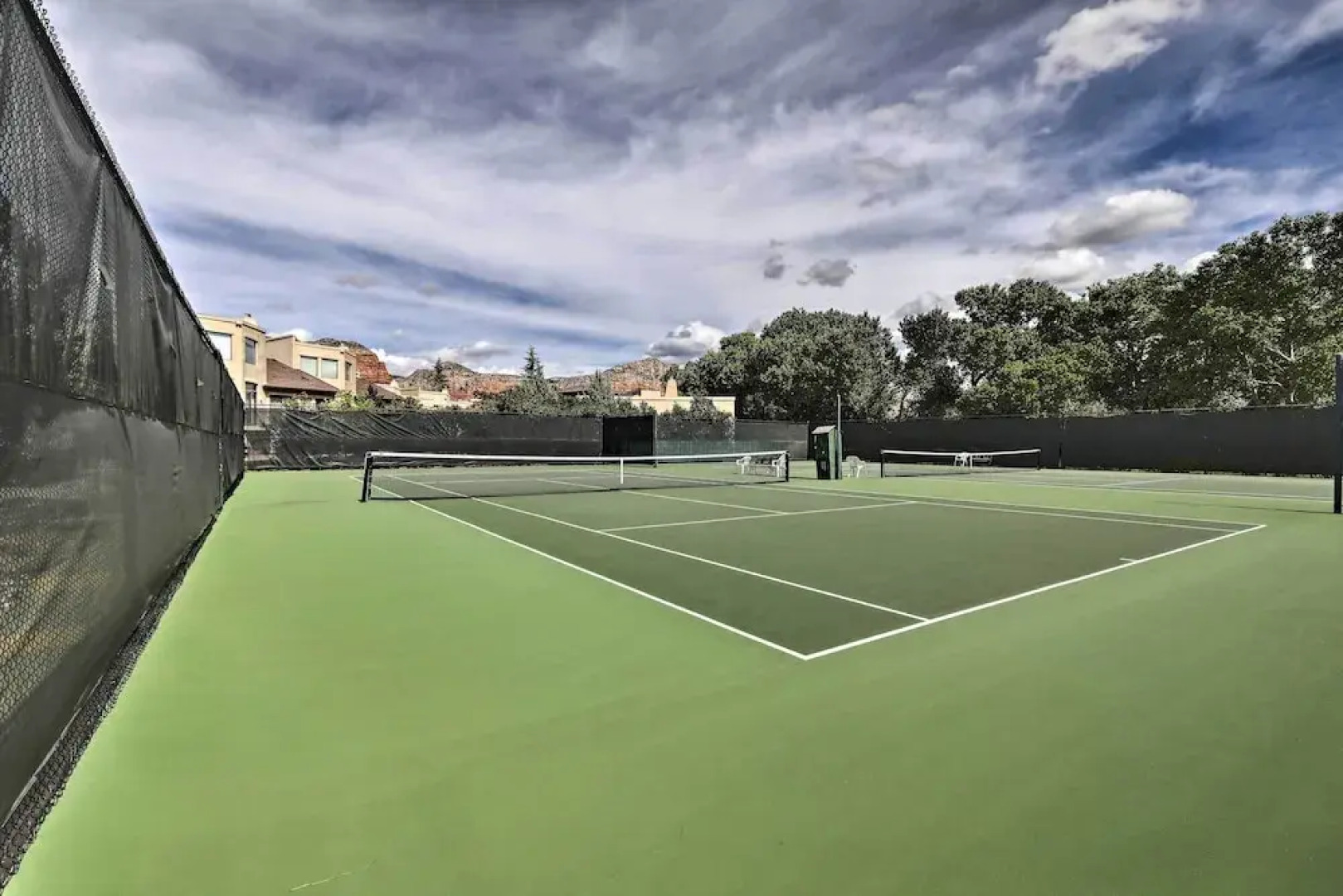 Sedona Home w/ Golf Course View & Pool Access!