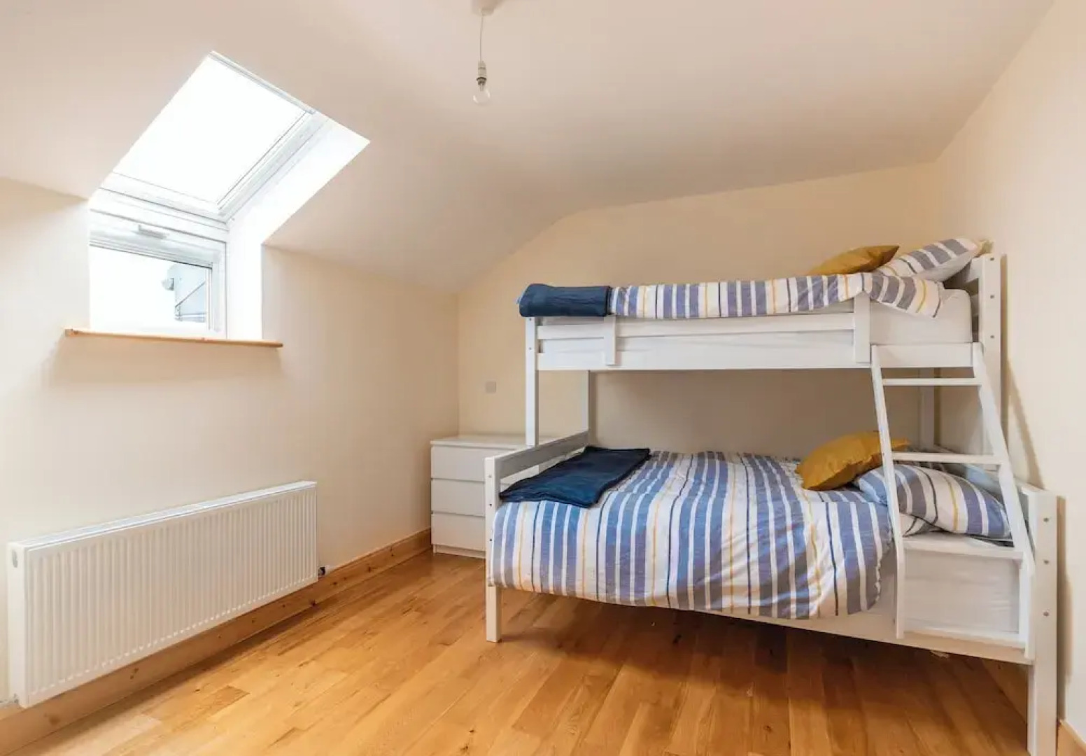 Luxury 4 Bedroom Holiday Home Overlooking the sea on Valentia Island