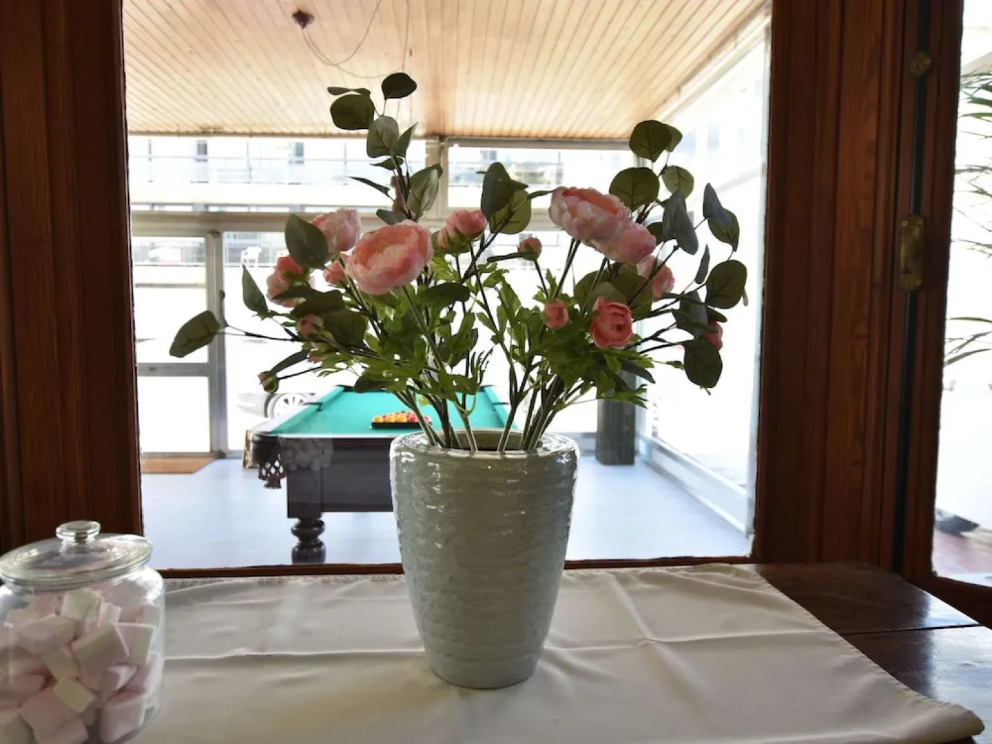 Former Hotel in the Centre and Near the Beach in Panne