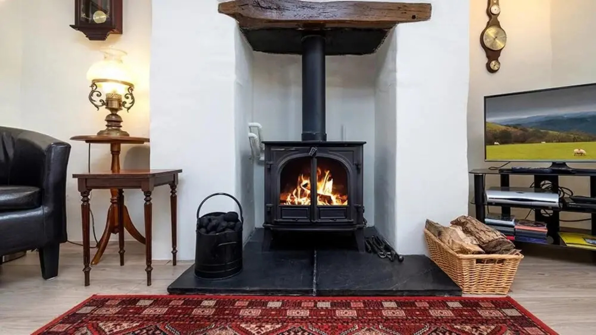 Ty Doli Cottage, Rural Location Just Outside Conwy Town