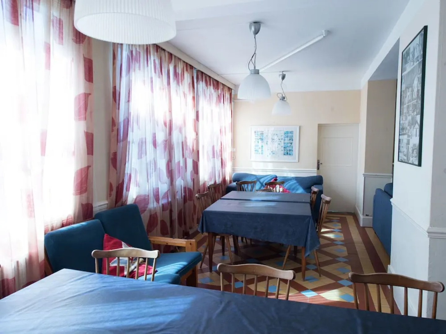 A House Suitable for Groups and Families