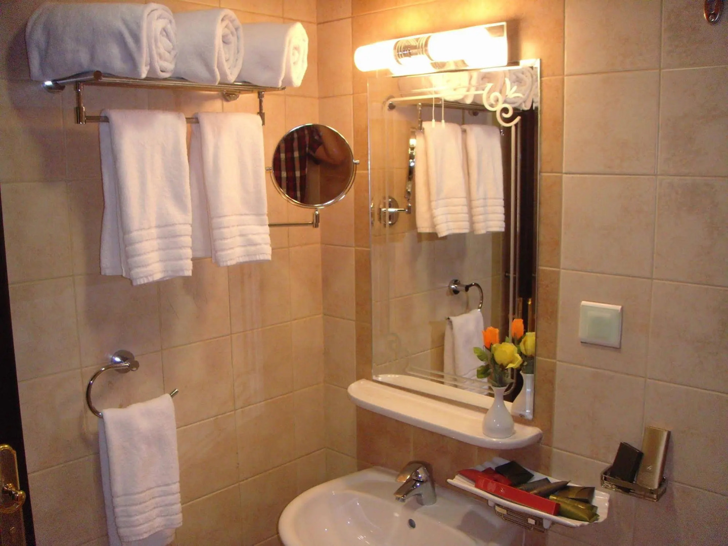 Durrat Al Eiman Hotel