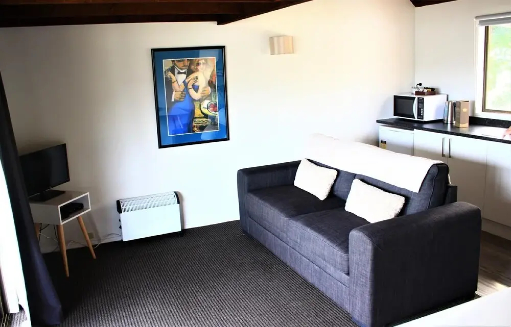 Duvauchelle Seaside Motel
