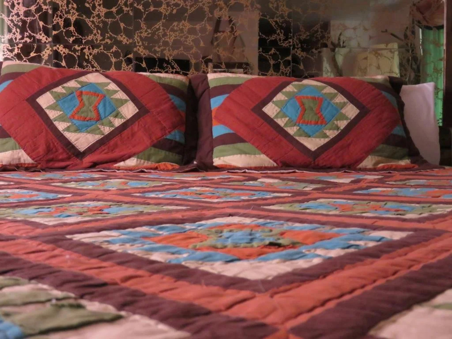 Bonnie Springs Motel and Resort