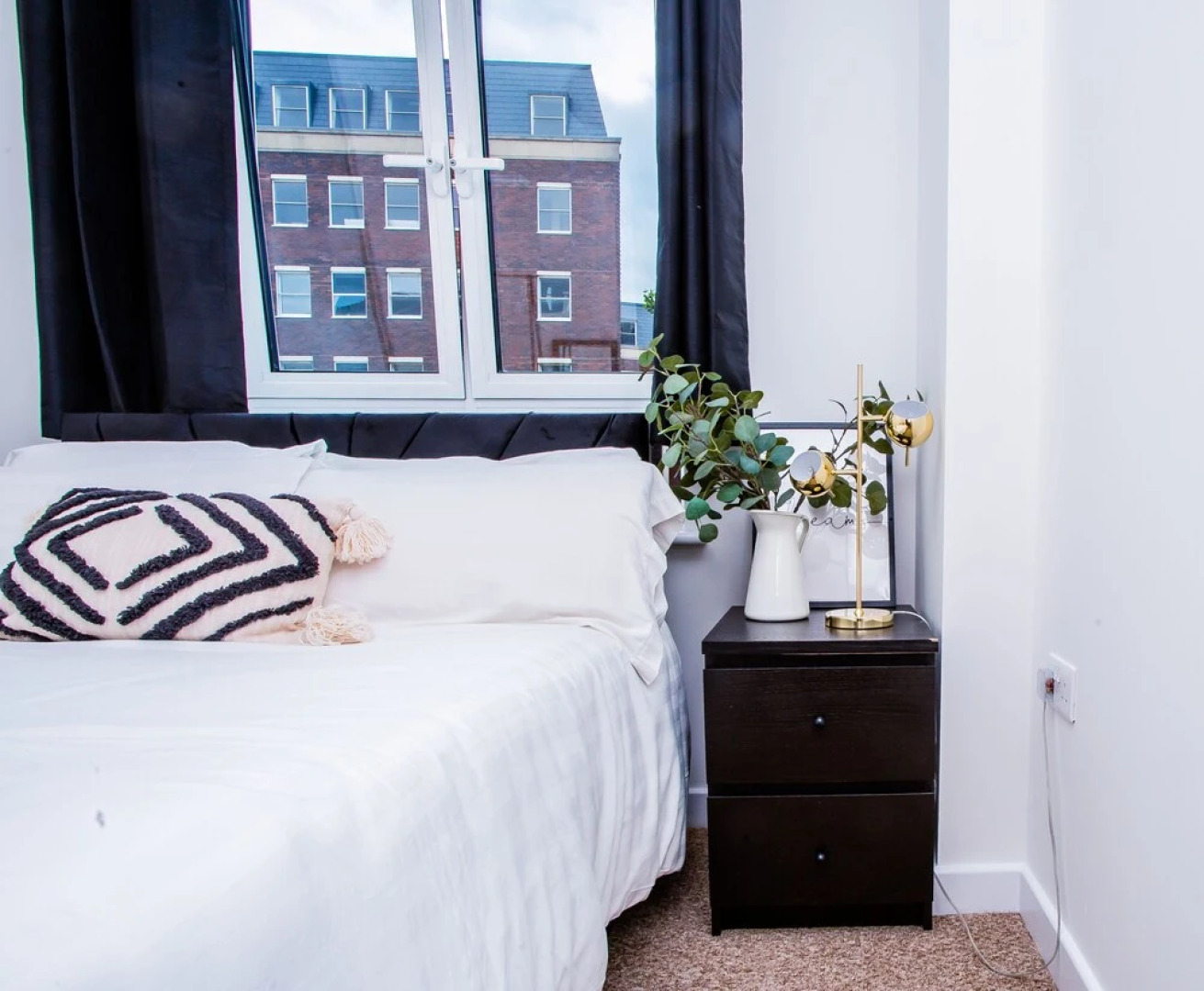 Nest Easy - Alpha House