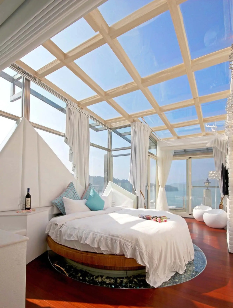 Shuian Lakeside Hotel