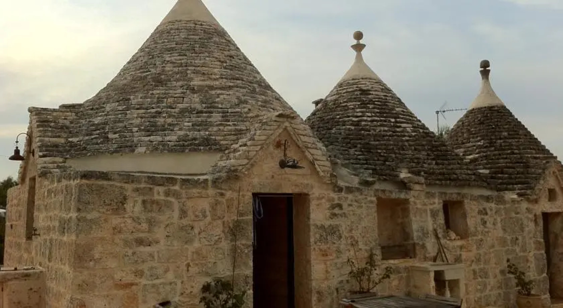 Trullos Foggia Rossa