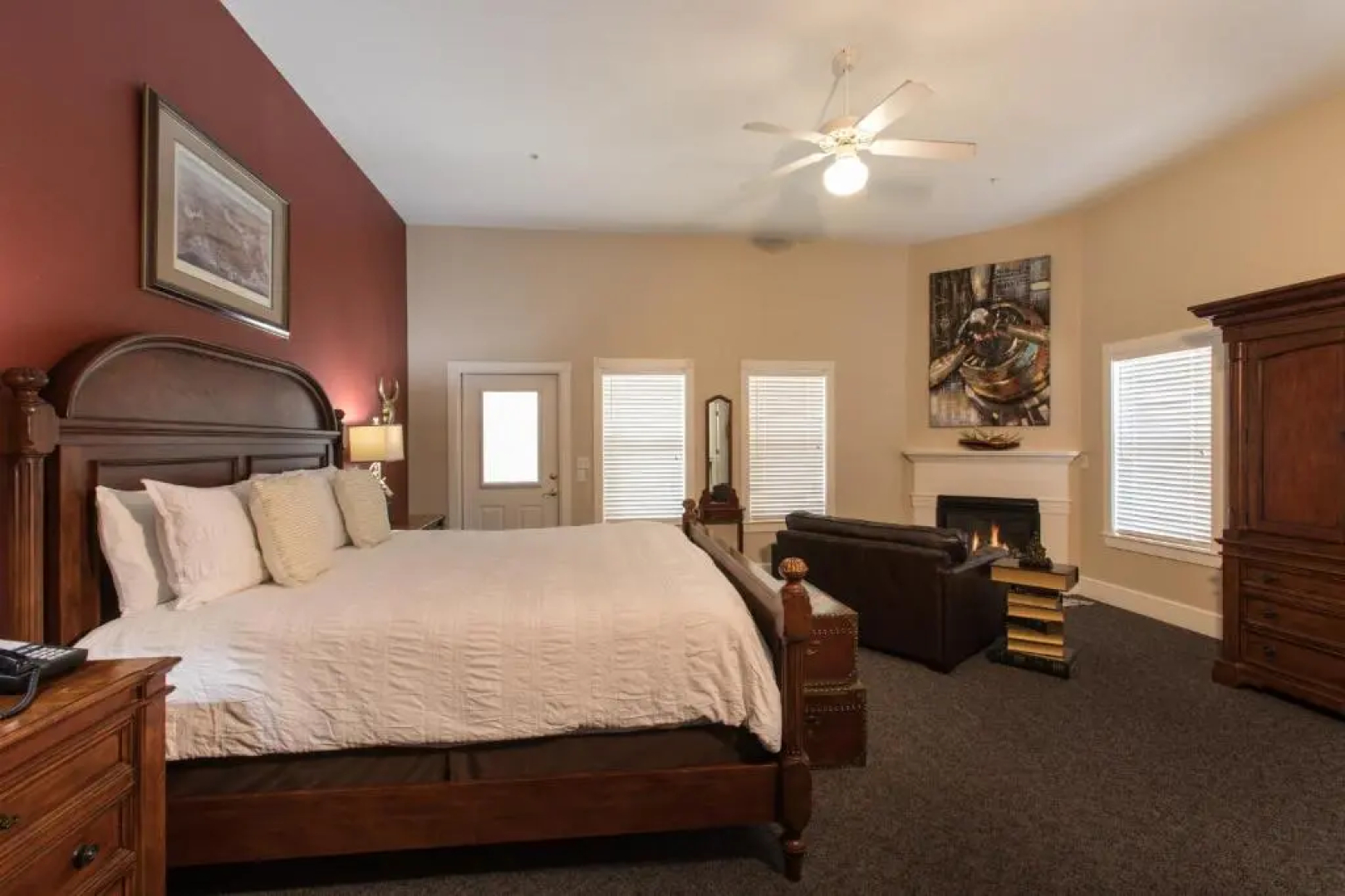 Gruene River Hotel & Retreat
