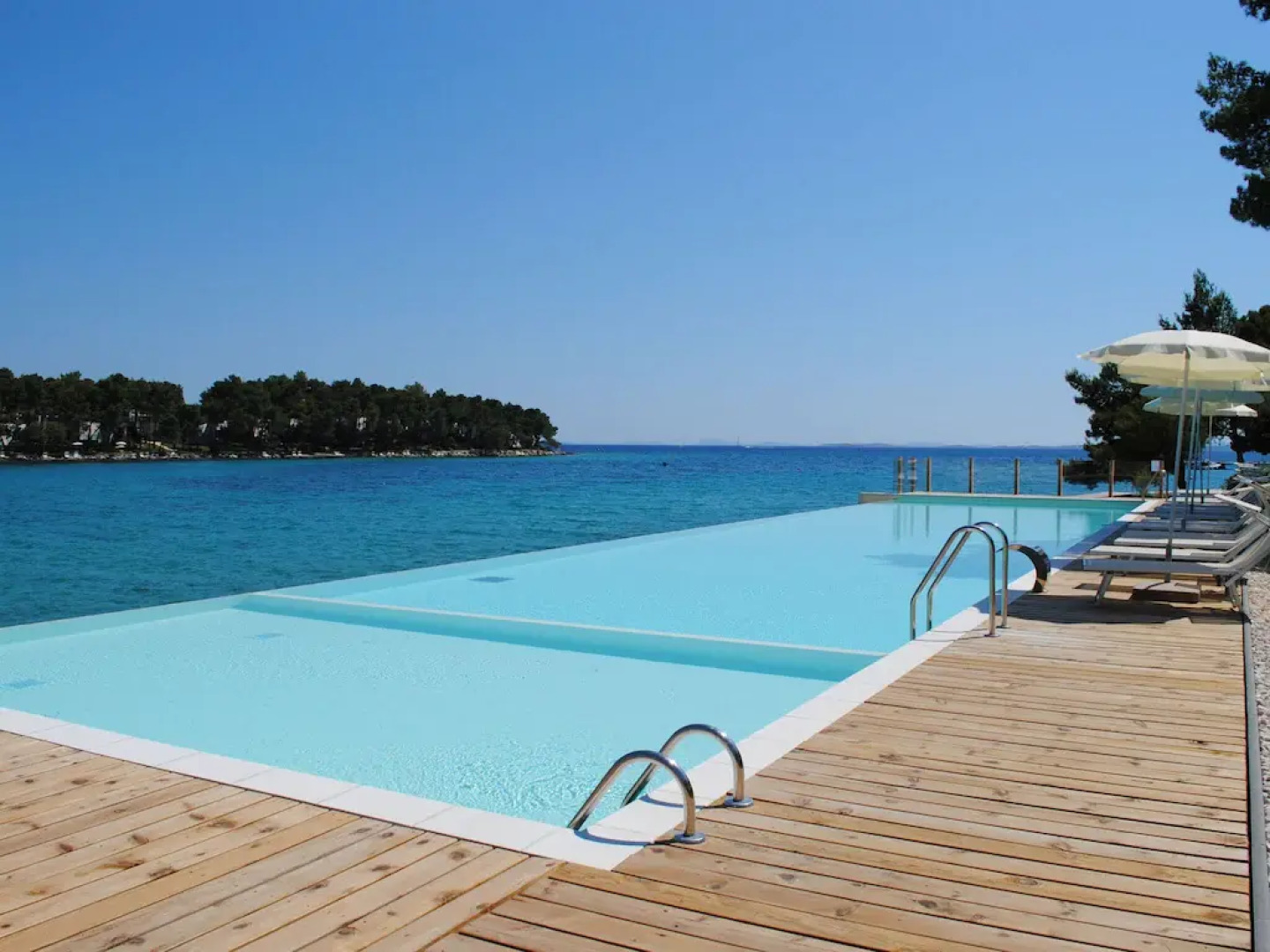 Crvena Luka Apartments, Premium Residence near Biograd n/m
